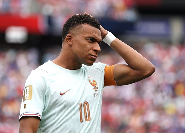 Gruppespilskampen mellem Kylian Mbappé og Erling Haaland blev ikke til noget